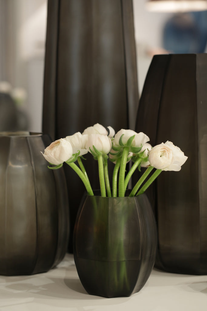 Guaxs - Koonam Medium Vase - Indigo/ Smoke Grey - Mondopiero