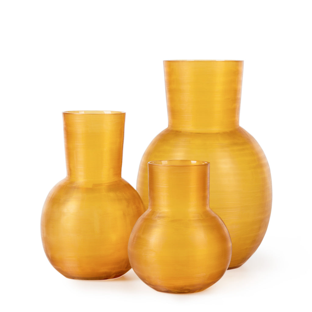 Guaxs - Yeola Large Vase, Gold - Mondopiero